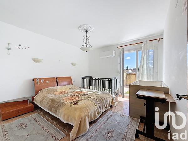 Maison à vendre 4 pièces 197 m² Saint-Victoret