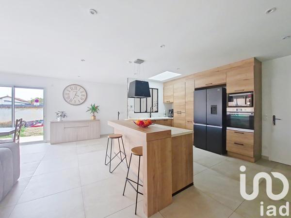 Maison à vendre 4 pièces 106 m² Loyettes