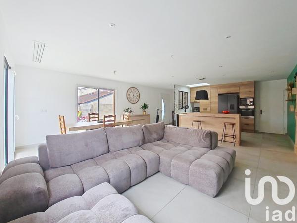 Maison à vendre 4 pièces 106 m² Loyettes