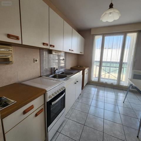 Appartement à vendre à La-Ferté-Bernard dans la Sarthe (72400), ref : 72085-2229