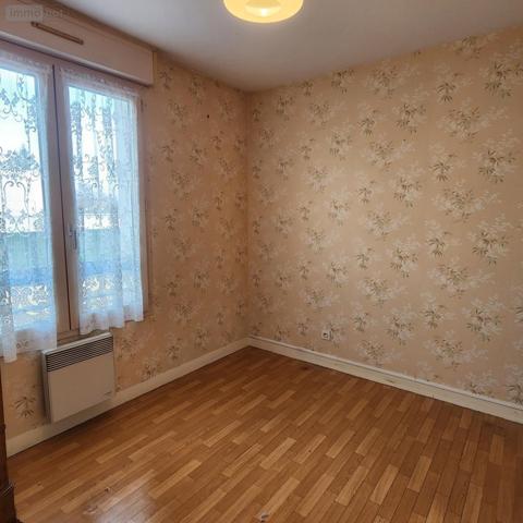 Appartement à vendre à La-Ferté-Bernard dans la Sarthe (72400), ref : 72085-2229