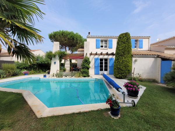 Villa d'architecte avec Piscine T5 bis - LA PALMYRE