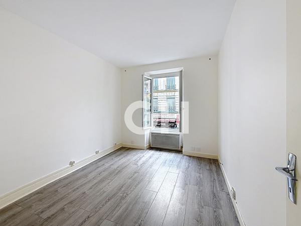 Appartement Paris 1 pièce(s) 18.14 m2