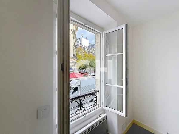 Appartement Paris 1 pièce(s) 18.14 m2