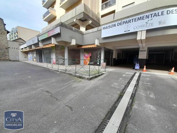 Local commercial à louer 65.23m²