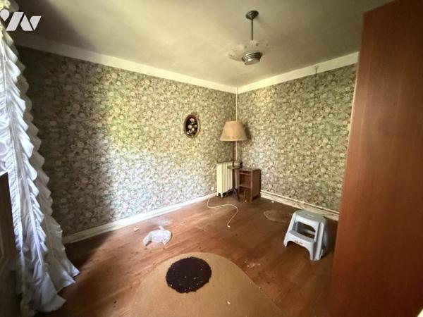 CORBIE - EXCLUSIVITE - LONGERE EN BRIQUES A RENOVER - MAGNIFIQUE JARDIN DE 4200 m² - ACCES RIVIERE