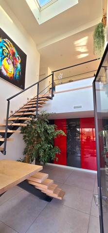 CHARTRES : Magique maison contemporaine 185m² avec piscine sur terrain boisé d'env. 1700m²