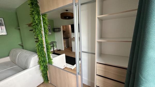 Studio meublé récent 18.80 m2 - centre ville proche Tribunal