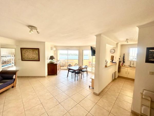 APPARTEMENT DE 101M2 VUE MER ET RIVIERE