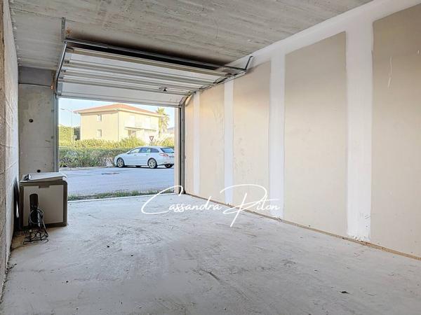 Parking / Box à vendre de 22 m²