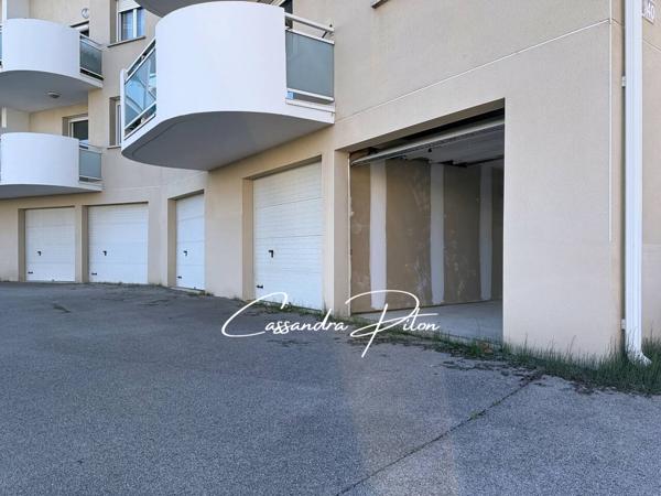 Parking / Box à vendre de 22 m²