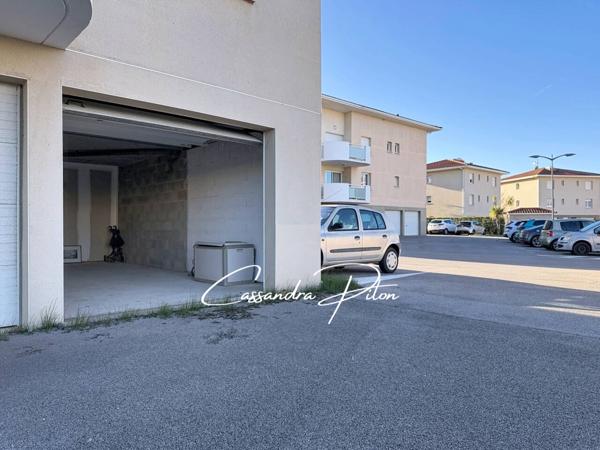 Parking / Box à vendre de 22 m²