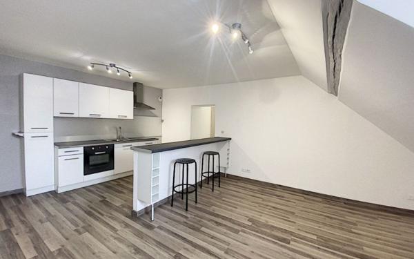 Appartement à louer    3 pièces •  Patay