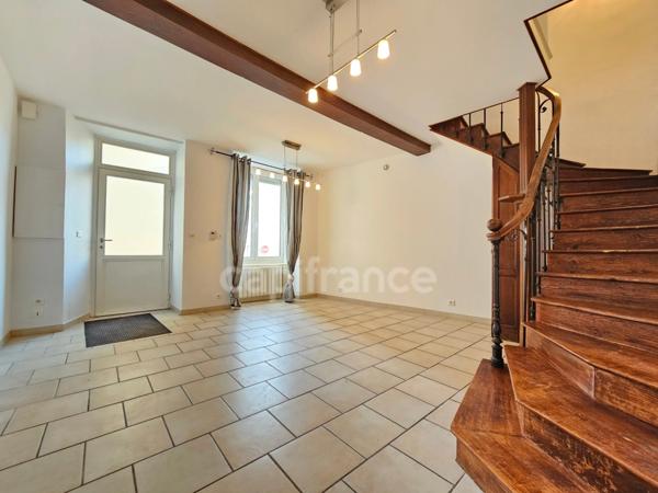 Maison à vendre 4 pièces de 80 m² PANISSIERES (42)