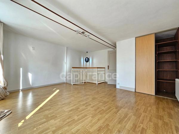 Maison à vendre 4 pièces de 80 m² PANISSIERES (42)