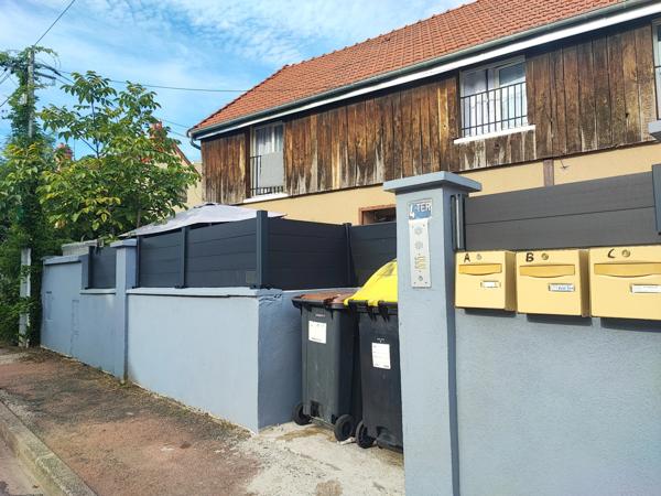 NEVERS – APPARTEMENT ENTIÈREMENT RÉNOVÉ DE 135 M² AVEC TERRASSE COUVERTE – IDÉAL FAMILLE / INVESTISSEUR