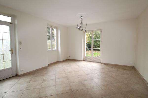 Maison 8 pièces 217 m2