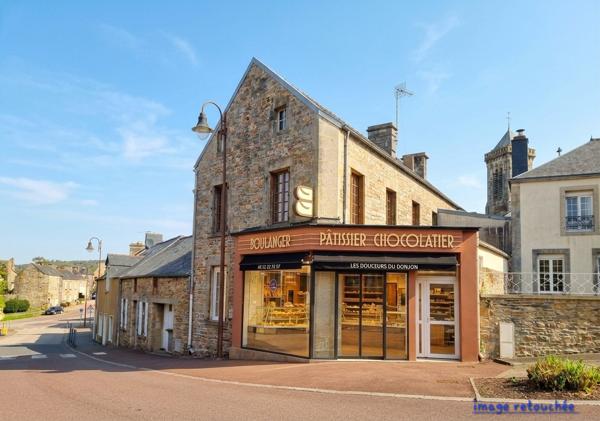 Local Commercial
         5 pièces
        - 131 m² Exclusivité 169 000 € *