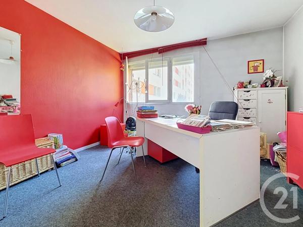 Appartement F4 à vendre  4 pièces - 66,87 m 2   VANDOEUVRE LES NANCY  - 54
