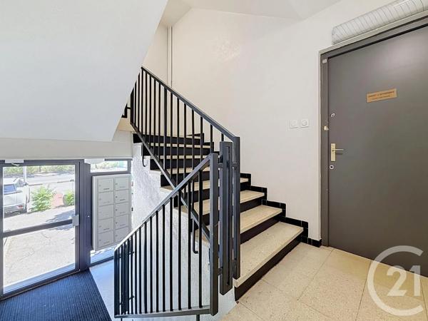 Appartement F4 à vendre  4 pièces - 66,87 m 2   VANDOEUVRE LES NANCY  - 54
