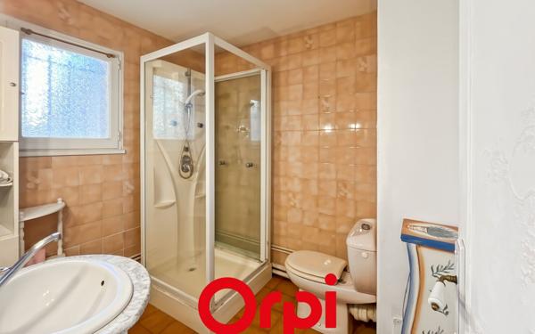 Appartement à vendre    4 pièces • 46,96 m2 Bandol
