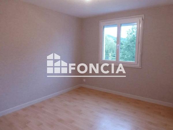 Location Appartement 4 pièces 77.89 m² - 64, IMPASSE DU MARLY Renaison 42370