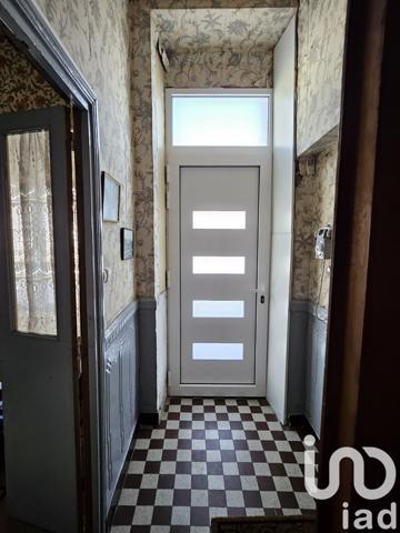 Maison 11 pièces de 220 m² à Lacaune (81230)