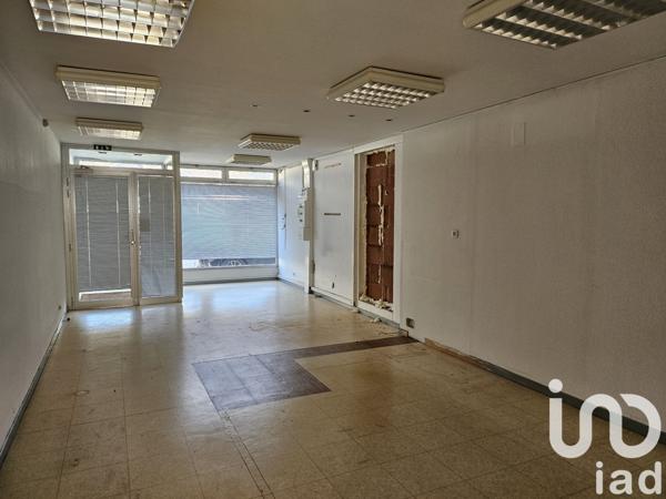 Maison 11 pièces de 220 m² à Lacaune (81230)