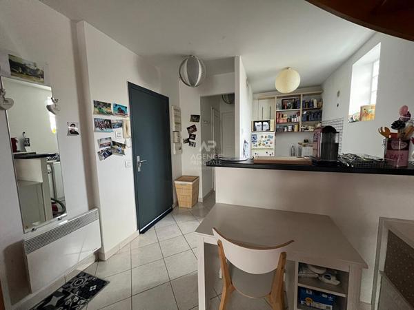 Appartement Houilles 4 pièces 79 m2 €310 000 ** - Référence 796