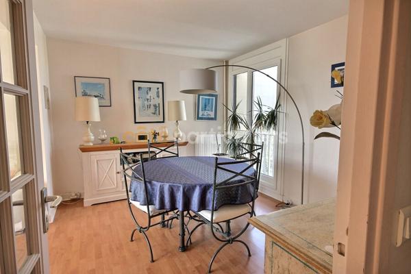 Vente
                Appartement101 m² - 5 Pièces -
                    FONTENAY AUX ROSES (92260)