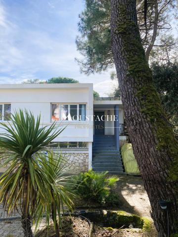 MAISON /VILLA ARCHITECTURALE UNIQUE DES ANNÉES 50 - PLAGE DE VALLIERES -