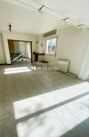 MAISON /VILLA ARCHITECTURALE UNIQUE DES ANNÉES 50 - PLAGE DE VALLIERES -