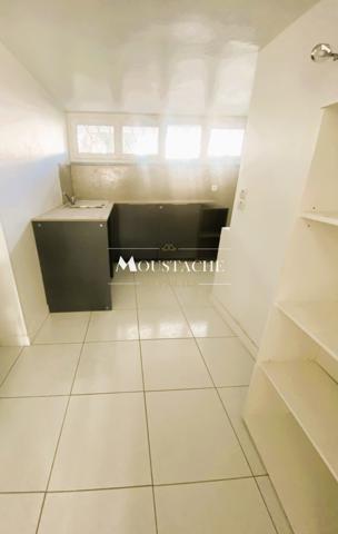 MAISON /VILLA ARCHITECTURALE UNIQUE DES ANNÉES 50 - PLAGE DE VALLIERES -