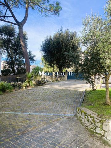 MAISON /VILLA ARCHITECTURALE UNIQUE DES ANNÉES 50 - PLAGE DE VALLIERES -