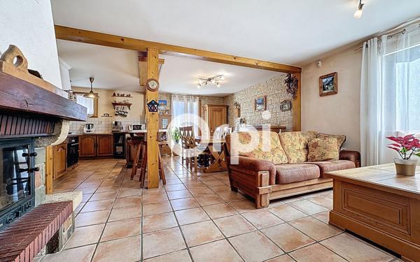 Maison à vendre    5 pièces •  Saint-Jeoire