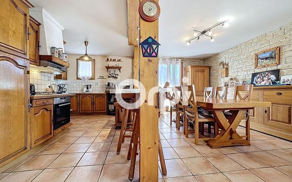 Maison à vendre    5 pièces •  Saint-Jeoire