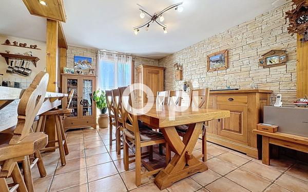 Maison à vendre    5 pièces •  Saint-Jeoire