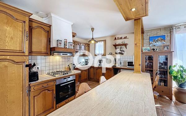 Maison à vendre    5 pièces •  Saint-Jeoire