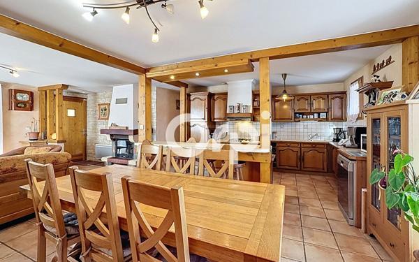 Maison à vendre    5 pièces •  Saint-Jeoire