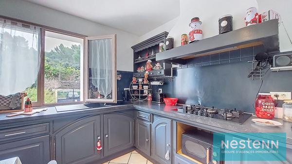 ISTRES, maison 6 pièces, 4 chambres, double salon/séjour, garage, cave, jardin, +3000m² de terrain