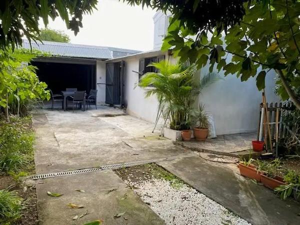Maison à vendre 4 pièces 96m² Saint-Pierre (97432)