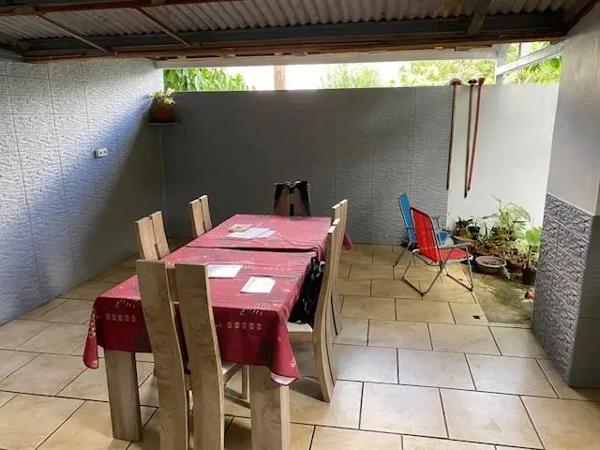 Maison à vendre 4 pièces 96m² Saint-Pierre (97432)
