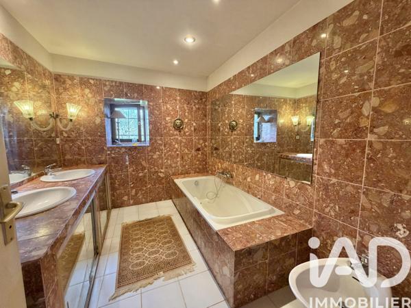 Maison à vendre 27 pièces 624 m² Savasse