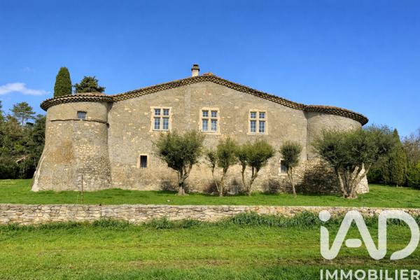 Maison à vendre 27 pièces 624 m² Savasse