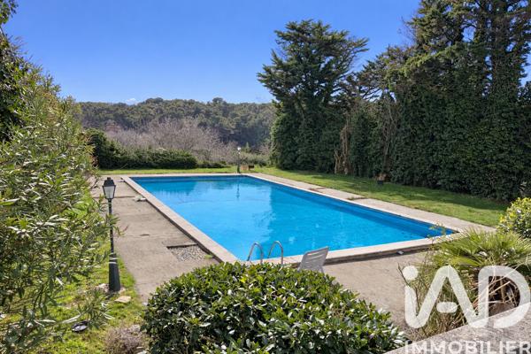 Maison à vendre 27 pièces 624 m² Savasse