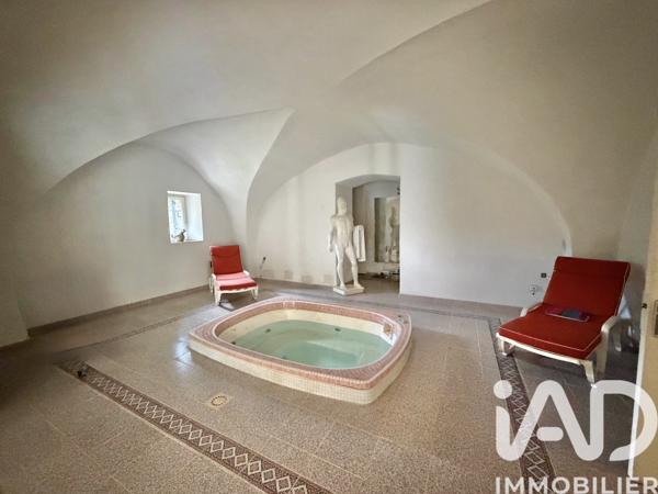 Maison à vendre 27 pièces 624 m² Savasse