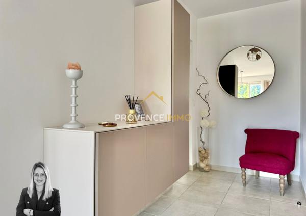 Eyguières (13430) Sublime appartement lumineux avec terrasse et box, en CENTRE VILLE