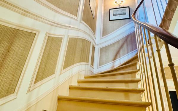 Maison à vendre    6 pièces •  Asnières-sur-Seine