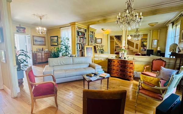 Maison à vendre    6 pièces •  Asnières-sur-Seine