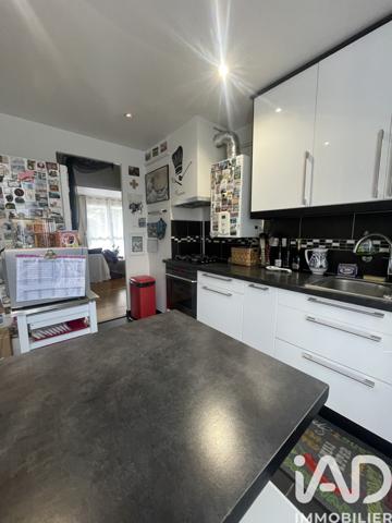 Location appartement 4 pièces 71 m² Salon-de-Provence